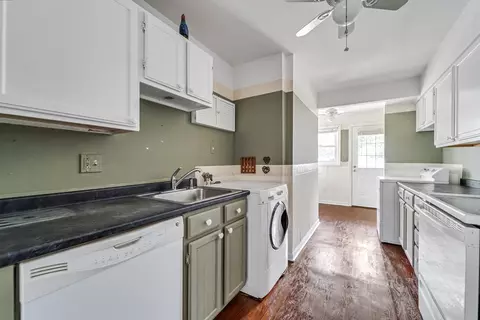 95 Collins St #E-6, Chicopee, MA 01022 photo 15