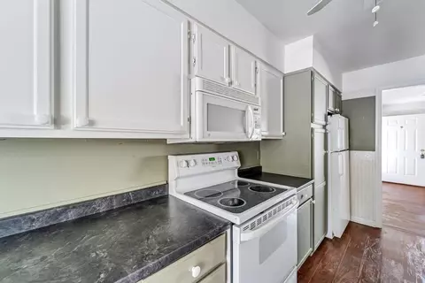 95 Collins St #E-6, Chicopee, MA 01022 photo 17