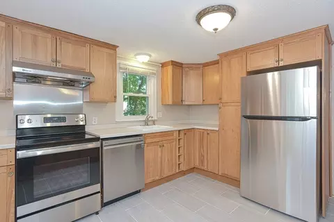 16 Spring St, Framingham, MA 01702 photo 7