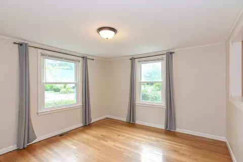 16 Spring St, Framingham, MA 01702 photo 10