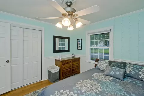 47 Brighton St, Springfield, MA 01118 photo 32