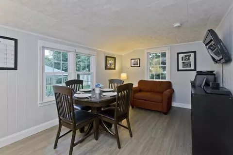 47 Brighton St, Springfield, MA 01118 photo 14