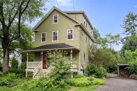 56 Howland St, Needham, MA 02492