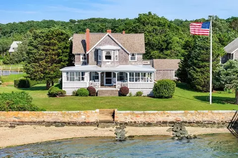 8 Burgess, Falmouth, MA 02540