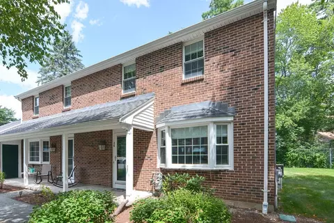 36 Claire Dr #36, Stoughton, MA 02072