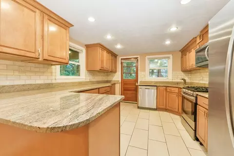 253 Sprague St, Dedham, MA 02026 photo 14