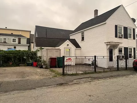 69 Walnut St, Lowell, MA 01852