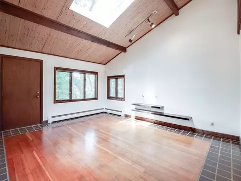 64 Central St, Saugus, MA 01906 photo 8