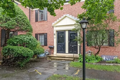330 Lexington St #330, Watertown, MA 02472