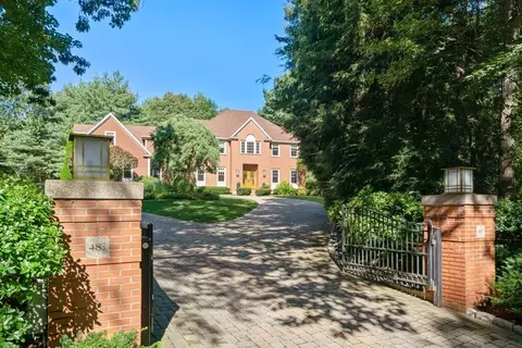 483 Wellesley St, Weston, MA 02493