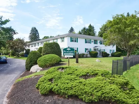 2 Wysocki Dr #16, Dudley, MA 01571