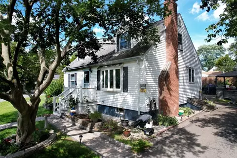2 Brookside Ter, Randolph, MA 02368 photo 2