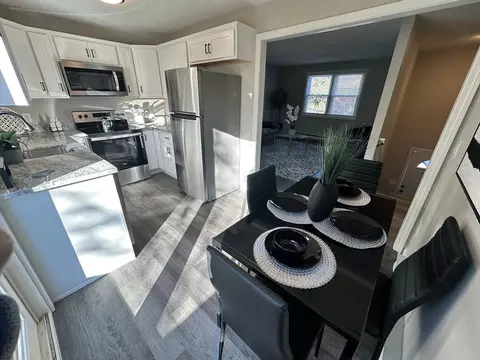 138 Denver St, Springfield, MA 01109 photo 6