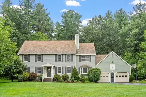 12 Village View Rd, Westford, MA 01886