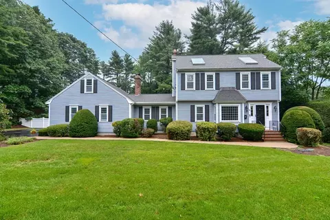 28 High St, Walpole, MA 02081 photo 2