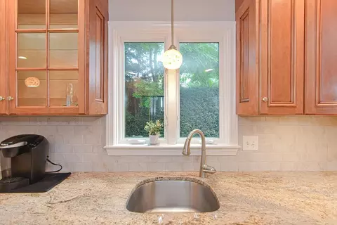 28 High St, Walpole, MA 02081 photo 10