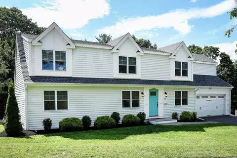 27 Amherst Rd, Marblehead, MA 01945