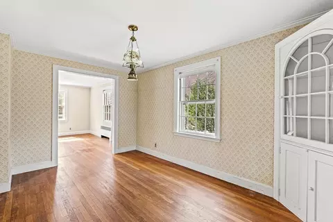 7 Spring St, Lexington, MA 02421 photo 5