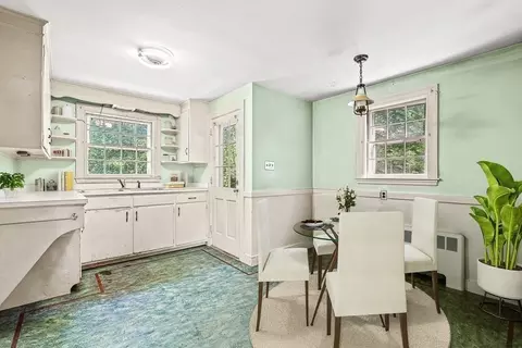 7 Spring St, Lexington, MA 02421 photo 6