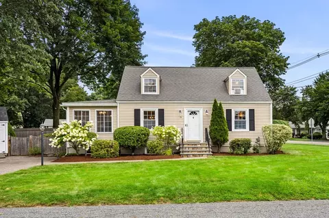 74 Lovering Ave, Framingham, MA 01701