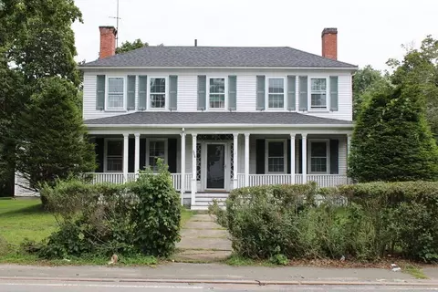 466 Plymouth St, Abington, MA 02351