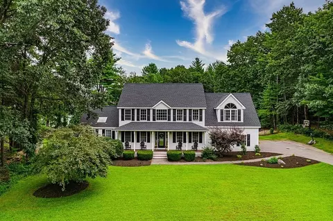 6 Highland St, Tyngsborough, MA 01879
