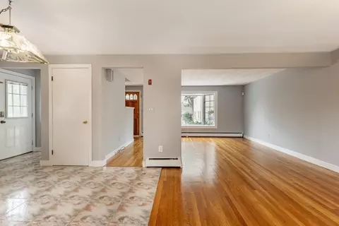 148 Cottage St, Everett, MA 02149 photo 8
