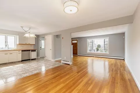 148 Cottage St, Everett, MA 02149 photo 9