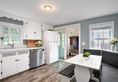 5 John St, Holden, MA 01520