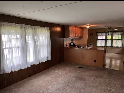 31 Lamplighter Ln #31, Springfield, MA 01119 photo 10