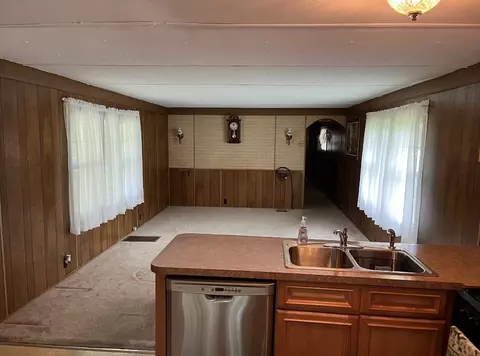 31 Lamplighter Ln #31, Springfield, MA 01119 photo 11