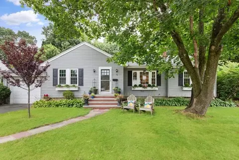9 Hampshire Ave, Sharon, MA 02067