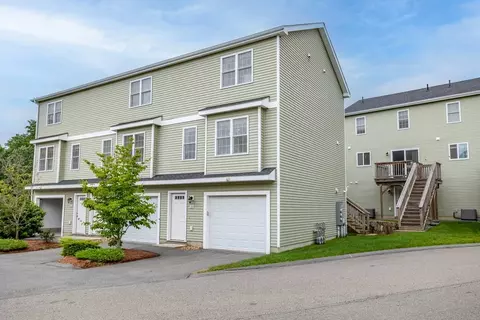 311 Littleton Rd #20, Chelmsford, MA 01824