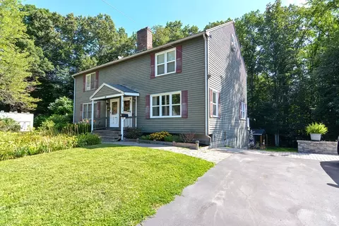 49 S Cotton St #B, Leominster, MA 01453