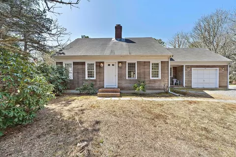 10 Spences Trce, Harwich, MA 02645