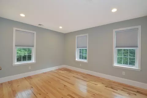 828 Cotuit Rd, Mashpee, MA 02649 photo 23