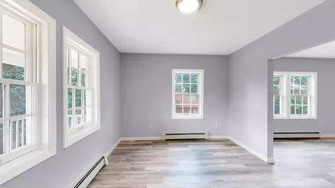 255 Oak St, Springfield, MA 01151 photo 4