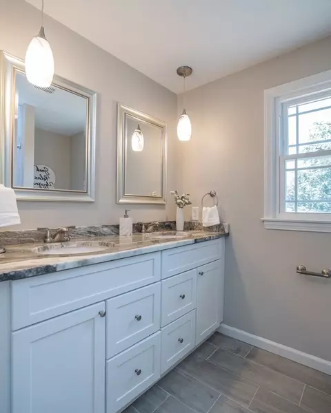 42 Williston Rd, Longmeadow, MA 01106 photo 23