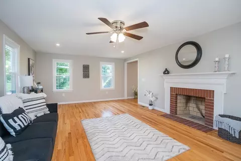 42 Williston Rd, Longmeadow, MA 01106 photo 14
