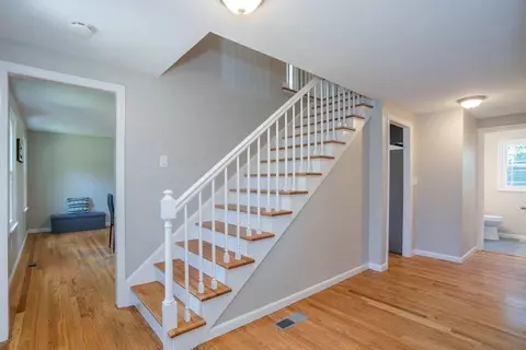 42 Williston Rd, Longmeadow, MA 01106 photo 10