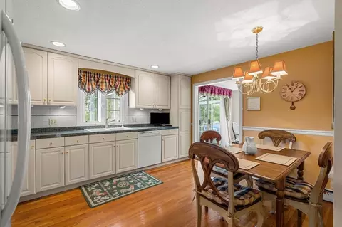 15 Huron Ave, Danvers, MA 01923 photo 17