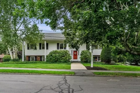 15 Huron Ave, Danvers, MA 01923 photo 2