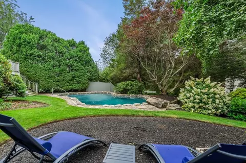 15 Huron Ave, Danvers, MA 01923 photo 11