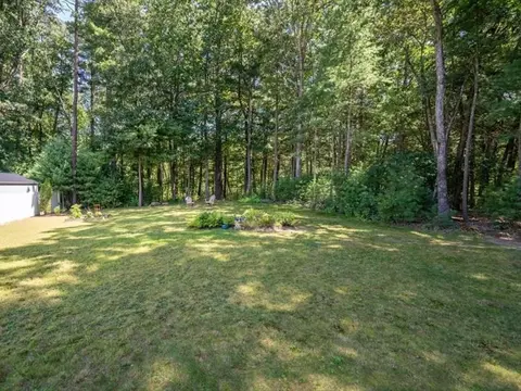145 Barrington Dr, Springfield, MA 01129 photo 39