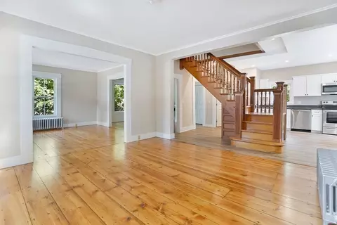 123 Springfield St, Chicopee, MA 01013 photo 12