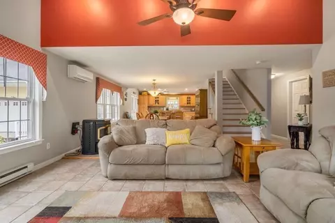 23 Arnold Rd, Douglas, MA 01516 photo 5
