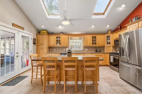 23 Arnold Rd, Douglas, MA 01516 photo 9
