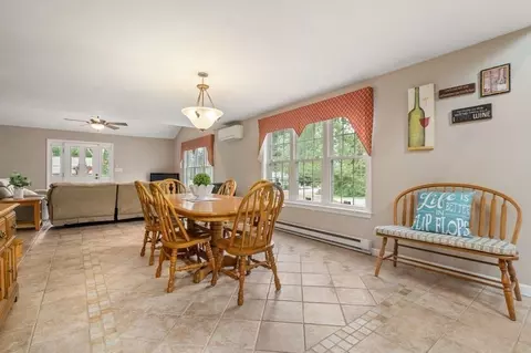 23 Arnold Rd, Douglas, MA 01516 photo 7