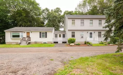 241 High St, Ipswich, MA 01938