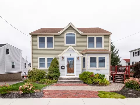7 Deerfield St, Quincy, MA 02171